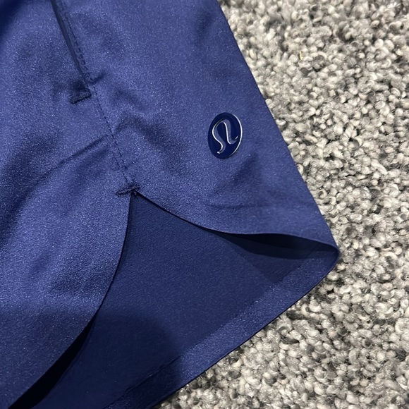 Lululemon running shorts & sports bra - Picture 8 of 14